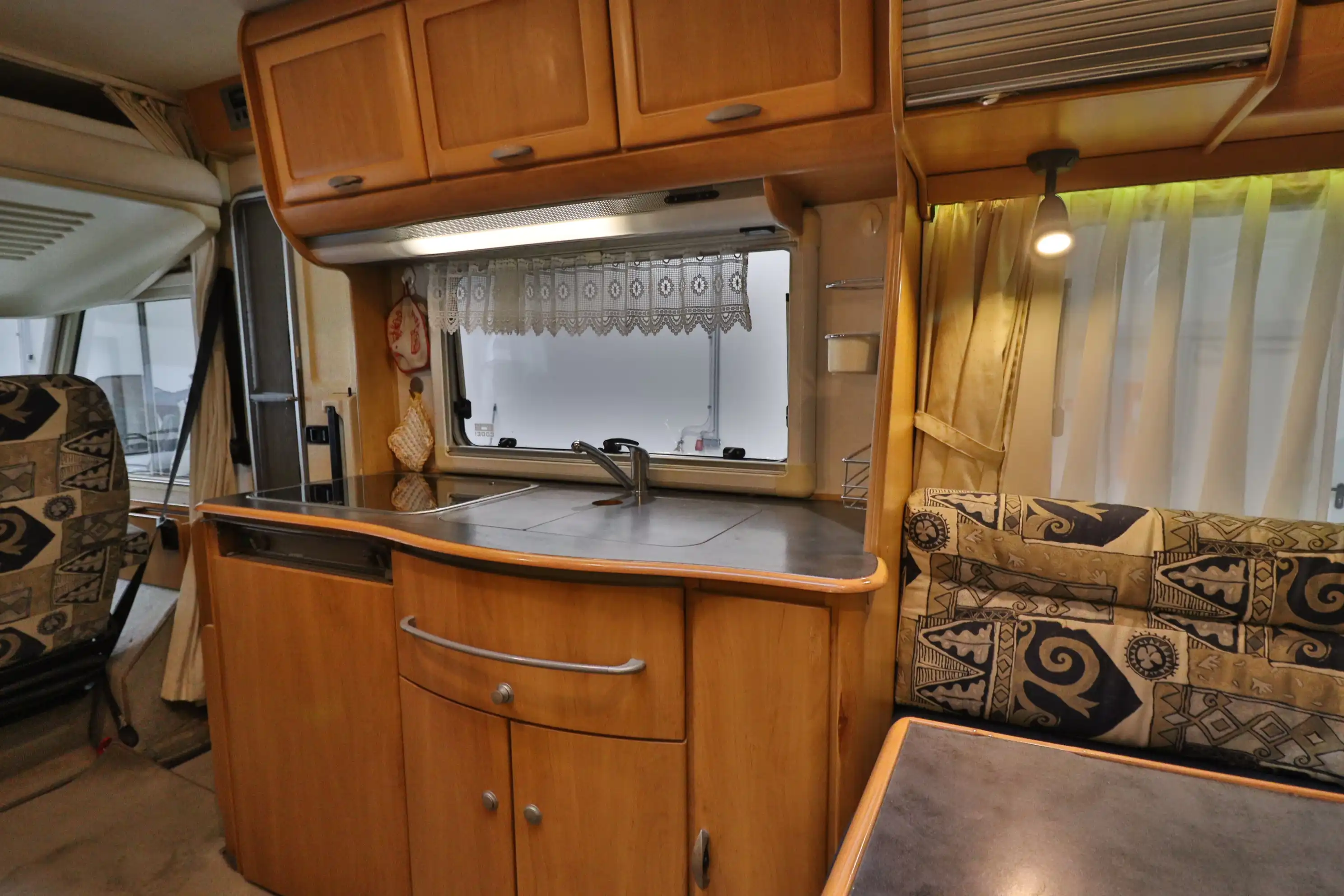 HYMER-ERIBA B 534